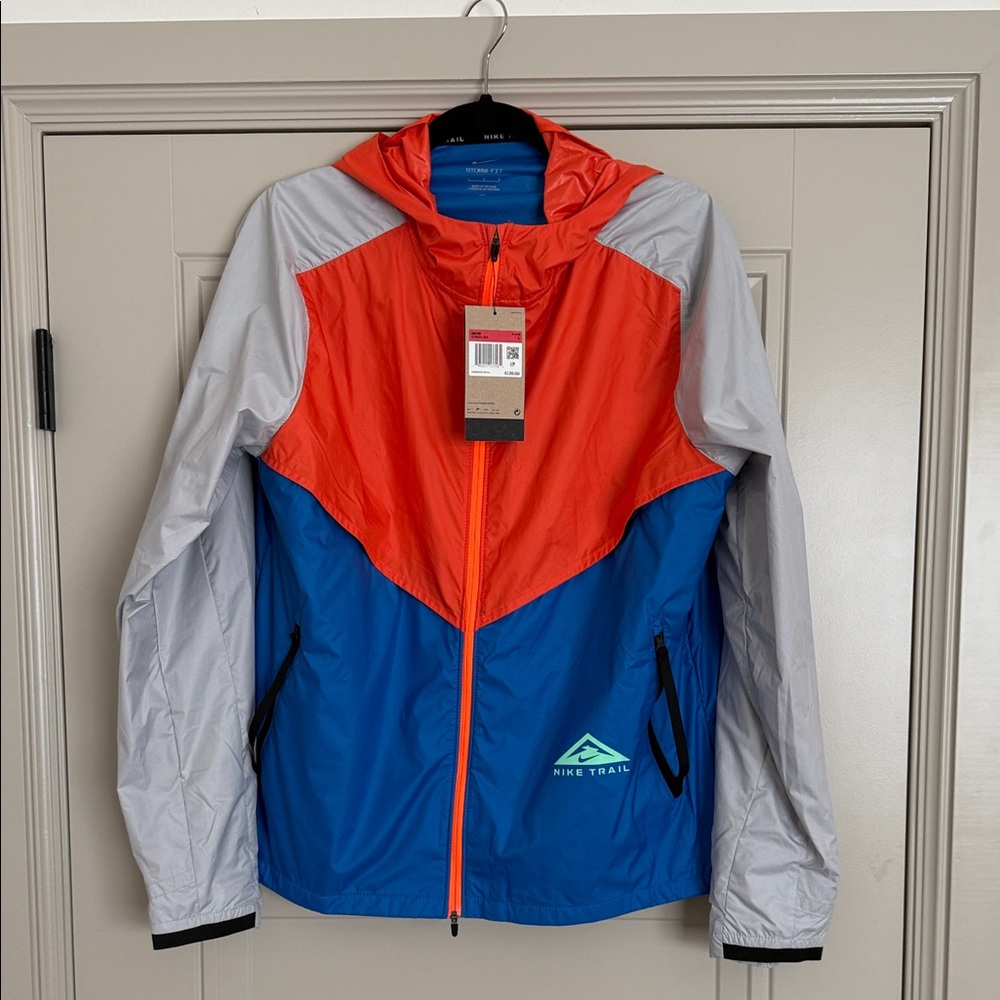 Nike Trail Storm-Fit Jacket Large NWT